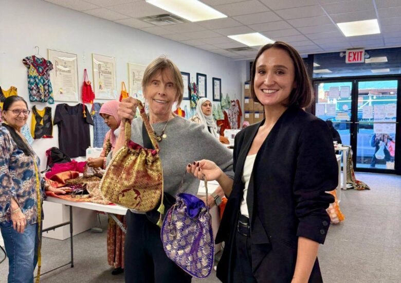 Jayne Bentzen, co-founder of Benedict Silverman Foundation, visits SACSS